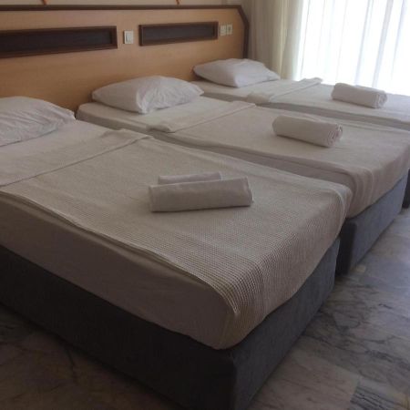 Side Oezguerhan Hotel Kültér fotó
